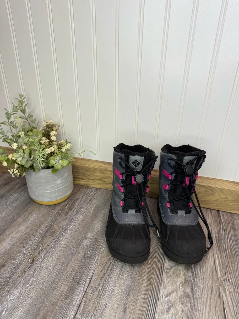 Columbia Girls Bugaboot Celsius Waterproof Thermal Bungee No Tie Snow Boot 11
